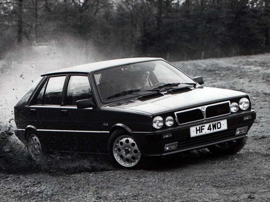  Lancia Delta HF 4WD 1986 года  (фото 4 из 12)